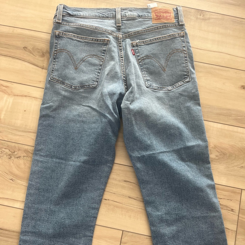 Levi’s wedgie straight button fly jeans. Size 30. - Picture 4 of 5